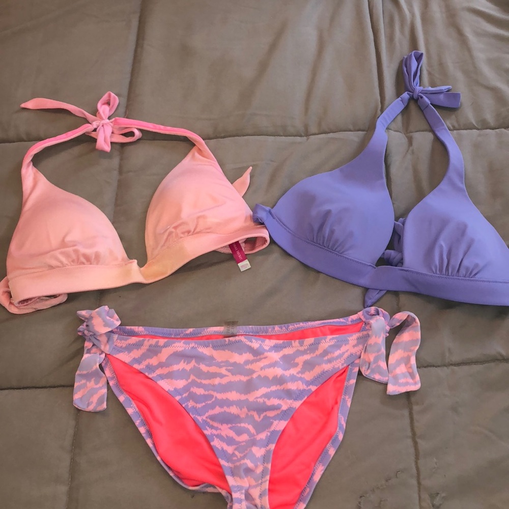 Victoria’s Secret bikini bundle
